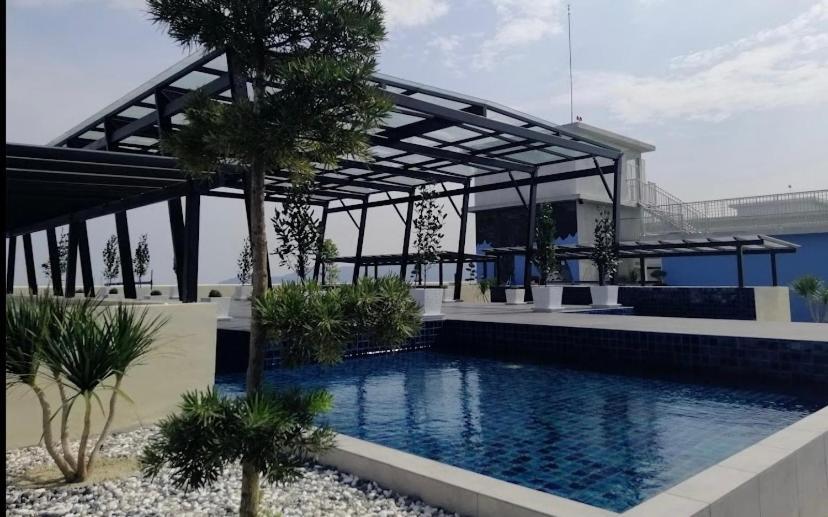 休闲民宿 Leisure Homestay @The Venus Sitiawan Kampong Lumut Kiri Dış mekan fotoğraf